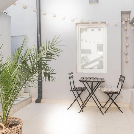 L&B Amphitheater Apartments Πούλα Εξωτερικό φωτογραφία