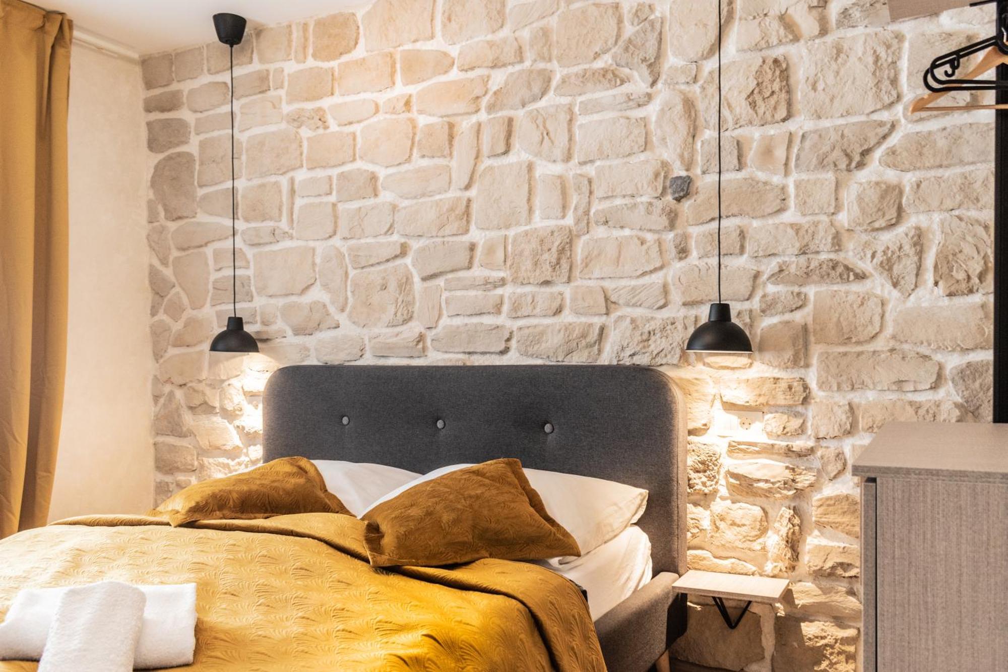 L&B Amphitheater Apartments Πούλα Εξωτερικό φωτογραφία