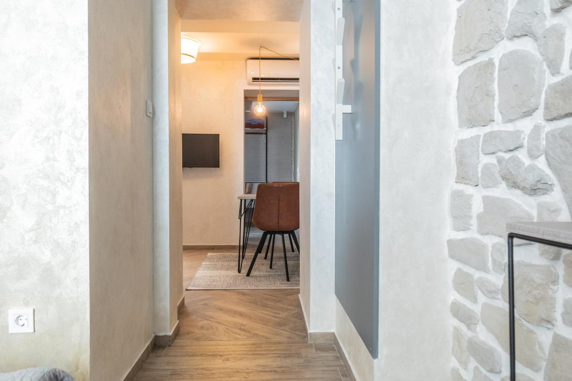 L&B Amphitheater Apartments Πούλα Εξωτερικό φωτογραφία